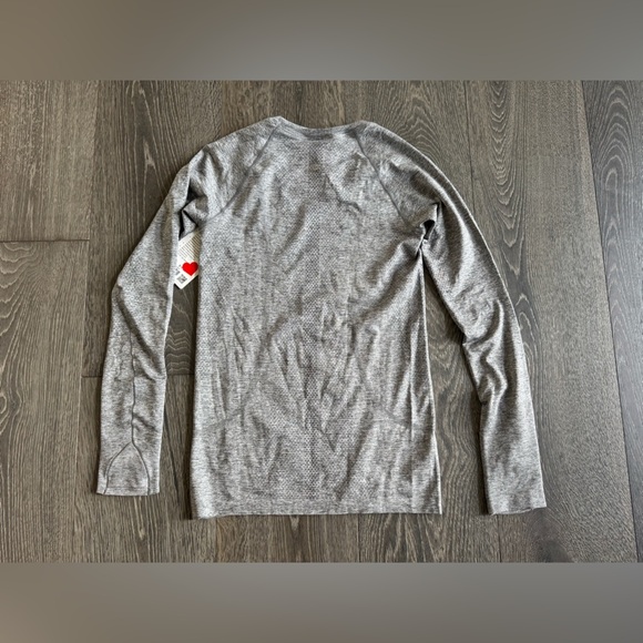 Lululemon Swiftly Tech Long Sleeve 2.0 in Slate / White Size 6 - Picture 6 of 7